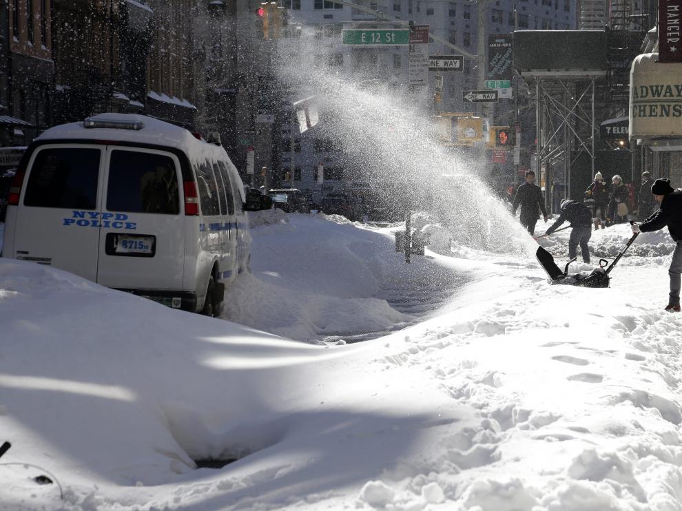 La ciudad de Nueva York se ha convertido en un auténtico escenario de esquí.