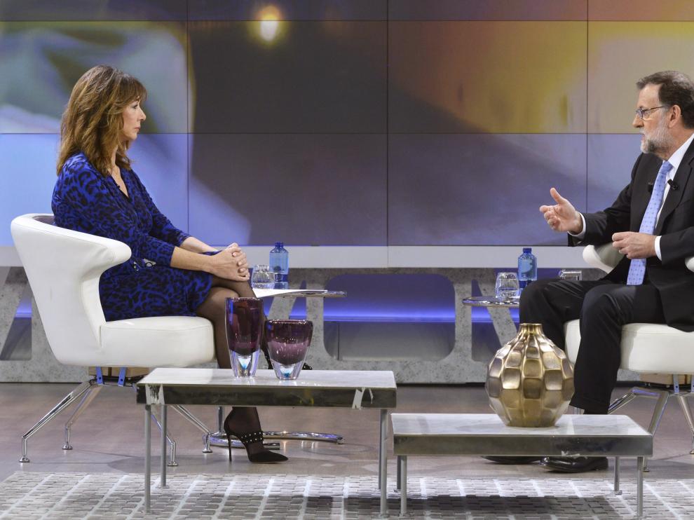 Mariano Rajoy, durante la entrevista con Ana Rosa Quintana.