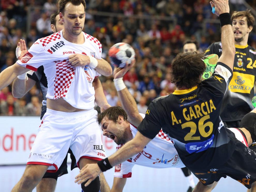 Victoria de los 'Hispanos', que llegan a la final del Europeo de balonmano