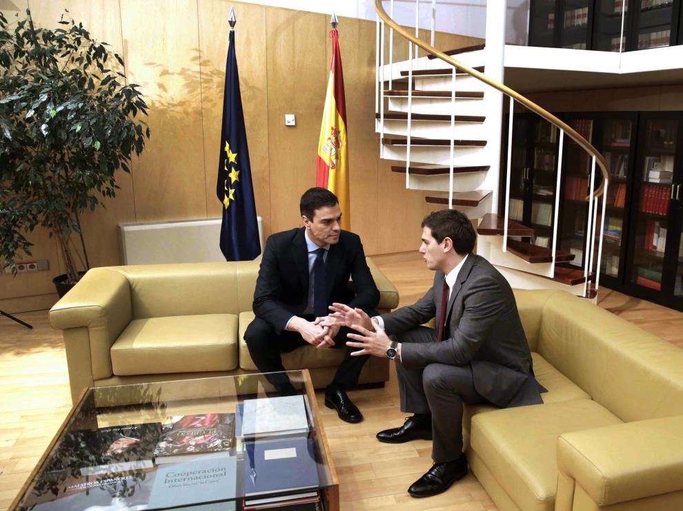Reunión de Pedro Sánchez y Albert Rivera