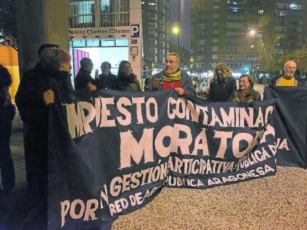 Protesta para pedir una moratoria.
