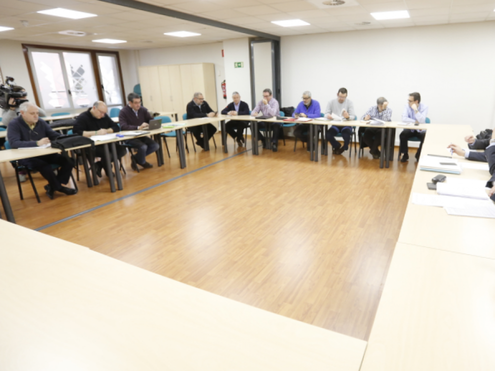 Reunión del personal de AUZSA en el SAMA
