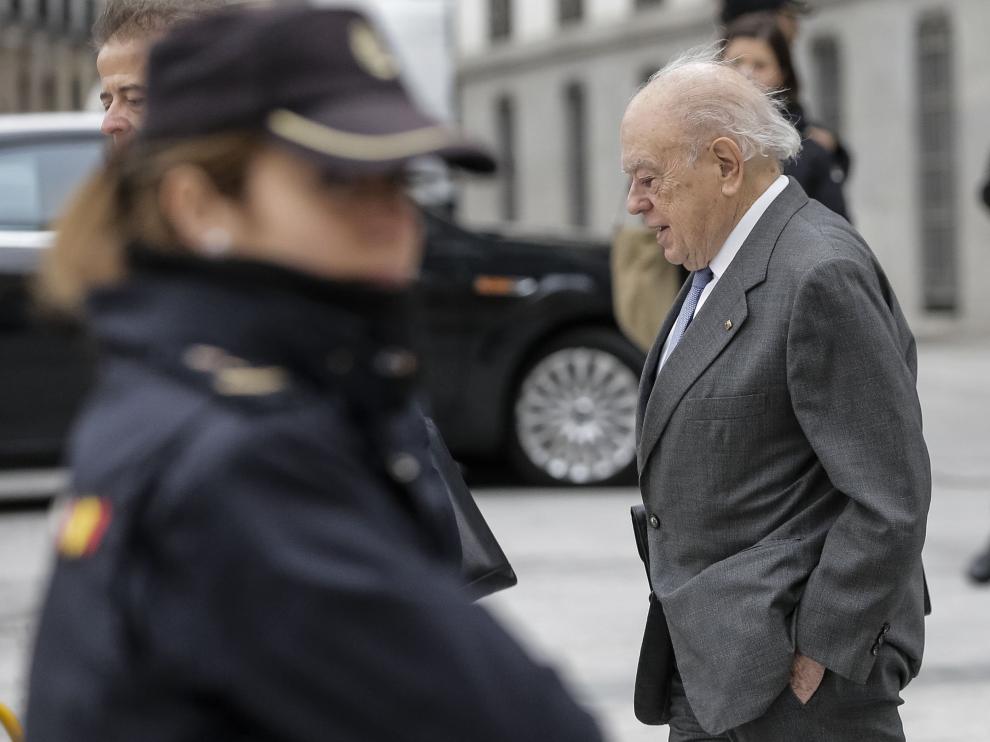 Jordi Pujol entrando a la Audiencia Nacional