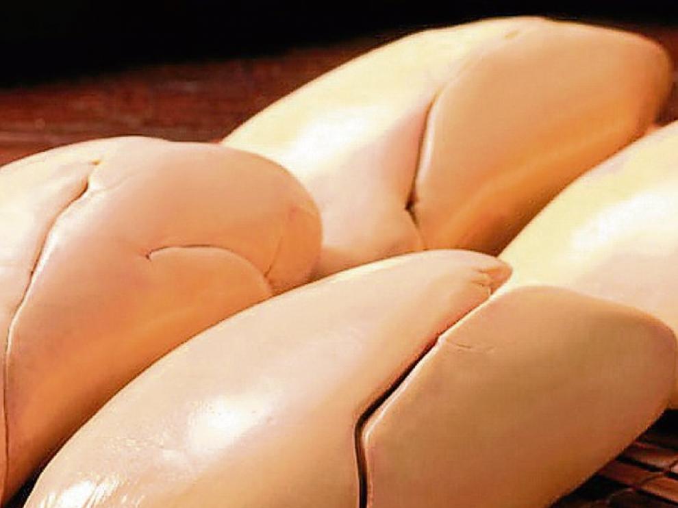 Solo se denomina foie gras entero al producto que está constituido por una o varias porciones del hígado.