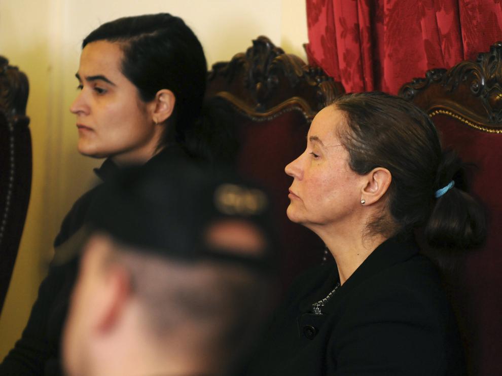 Montserrat González y su hija Triana Martínez