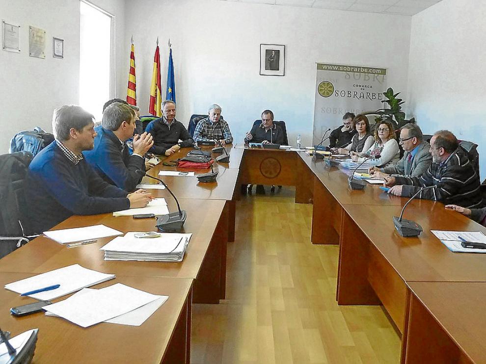 Reunión en Boltaña con algunos ayuntamientos afectados por los saltos hidroeléctricos.