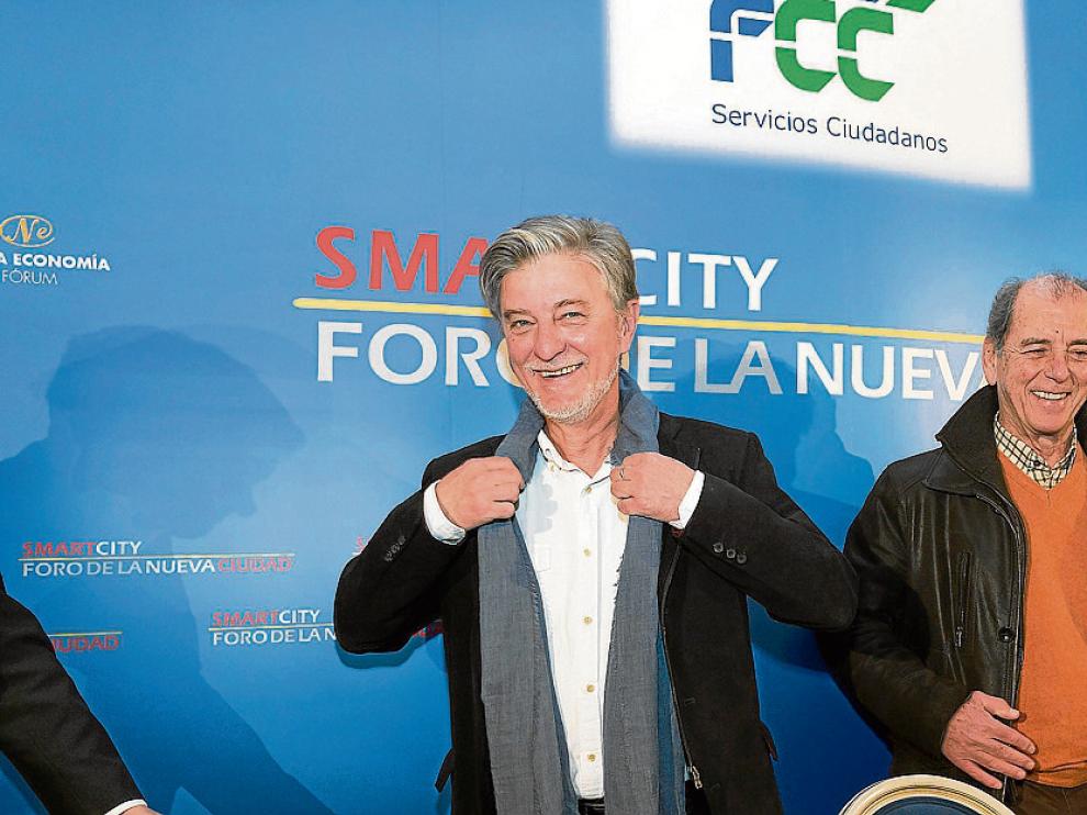Santisteve protagonista de un acto del Foro Nueva Ciudad patrocinado por FCC pidió más financiación para que las ciudades no sigan "estranguladas por las políticas de austeridad".