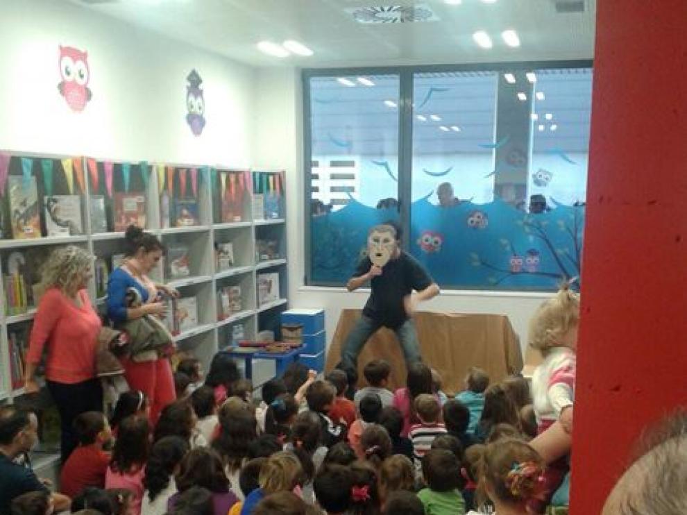 Actividad en la biblioteca de Parque Goya