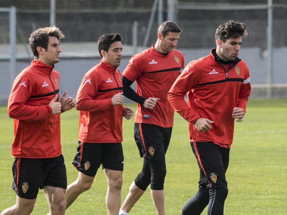 Campins, Pedro, Rubén y Cabrera, en una fase de carrera continua de la sesión preparatoria de ayer.