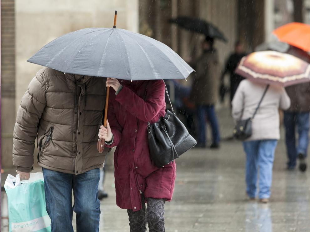 Lluvia en Zaragoza.