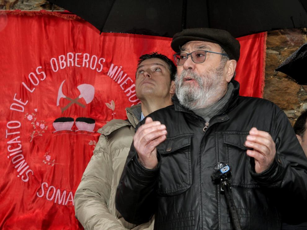 El secretario general de UGT en el tradicional homenaje al fundador del Sindicato de Obreros Mineros en Asturias