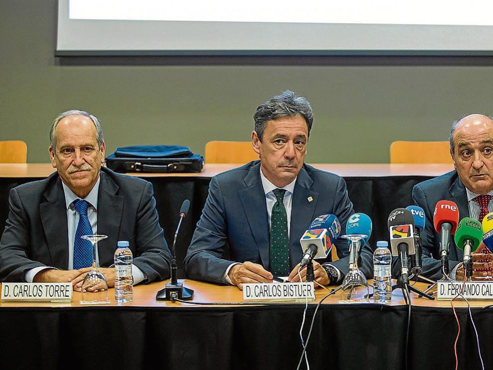 Carlos Torre, Carlos Bistuer y Fernando Callizo, presidentes de las patronales de Teruel, Huesca y Aragón.