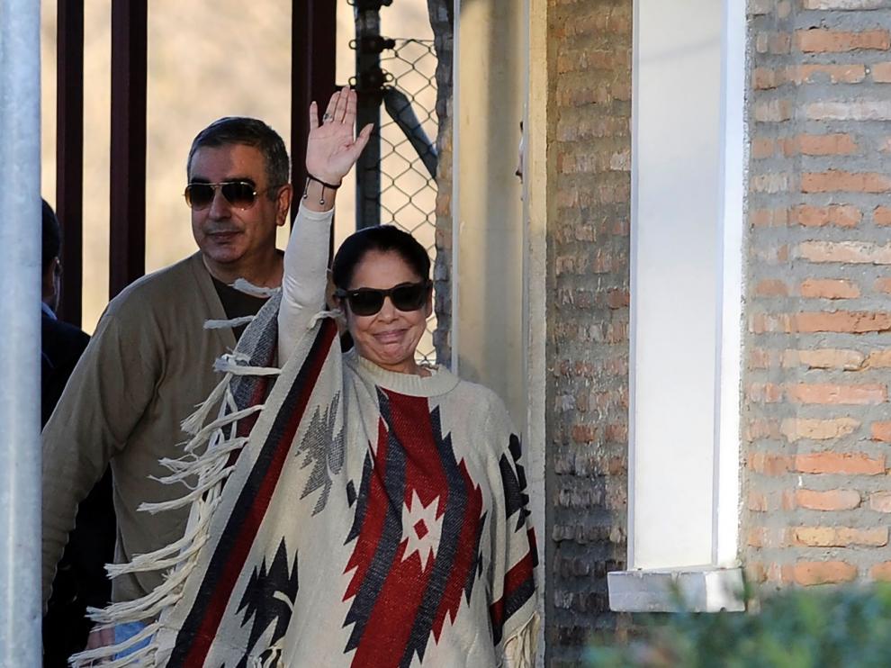 Isabel Pantoja a su salida de prisión.