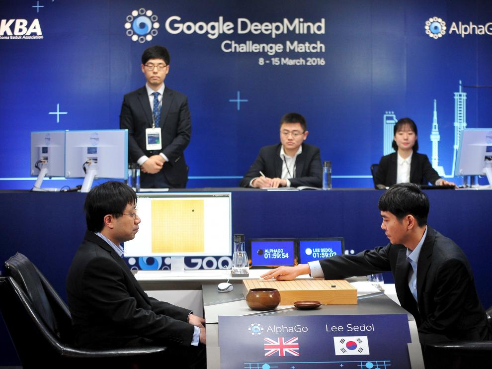 AlphaGo de Google logró en Seúl una nueva victoria contra el surcoreano Lee Se-dol, campeón mundial del juego de mesa "go".
