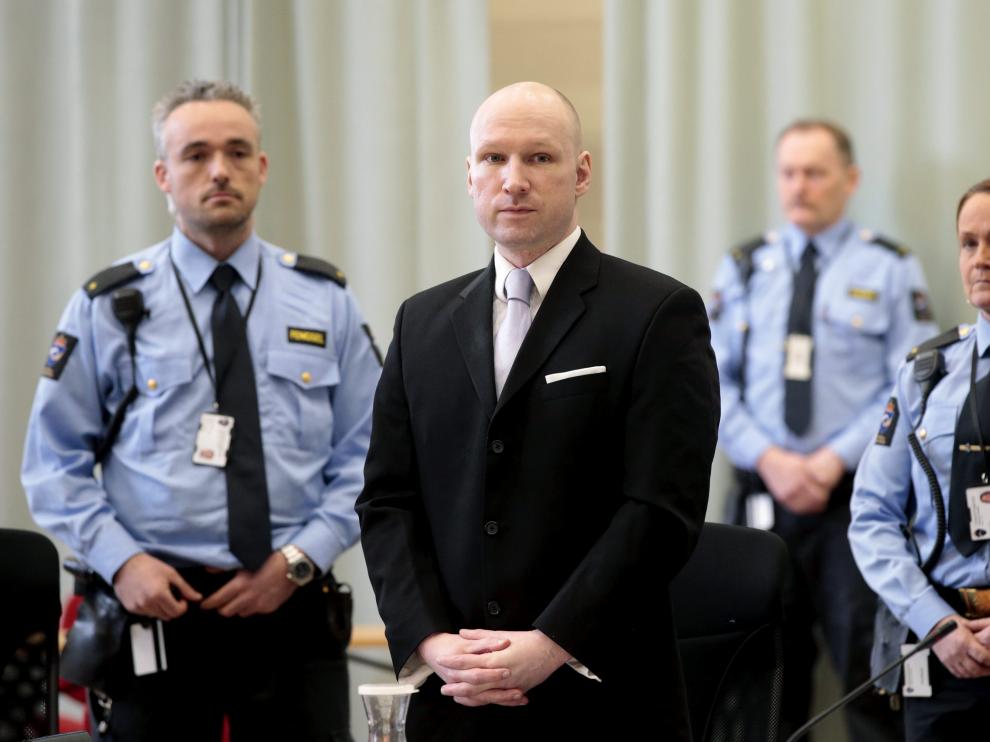 Breivik durante uno de los juicios tras demandar al Estado noruego por violar sus derechos.