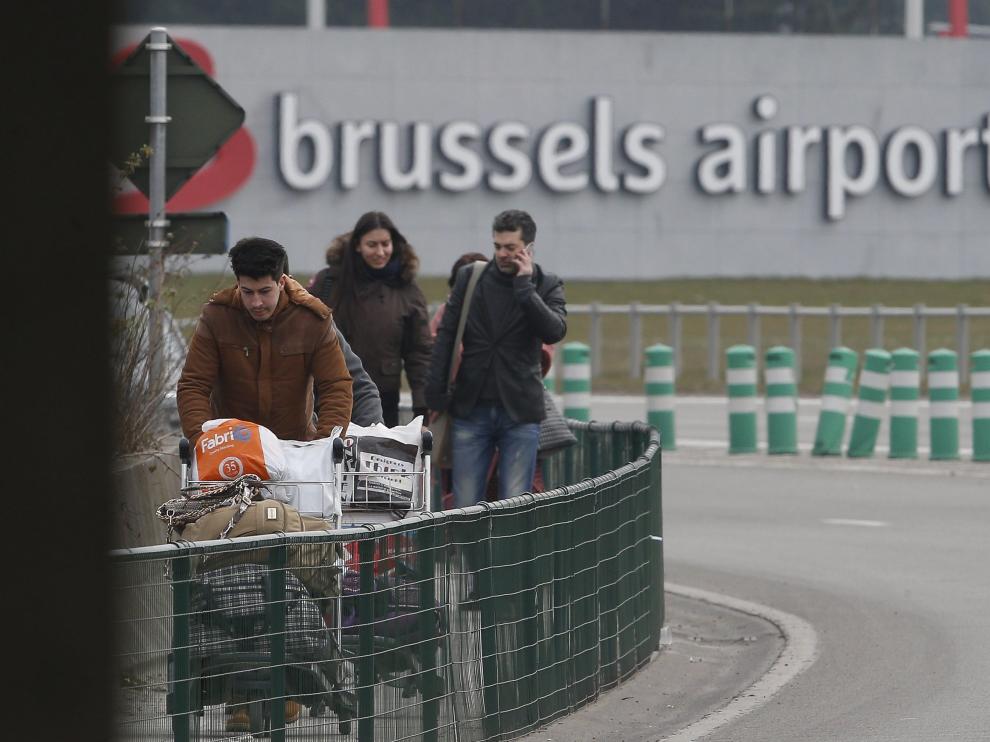 Imágenes del aeropuerto de Bruselas tras el atentado.