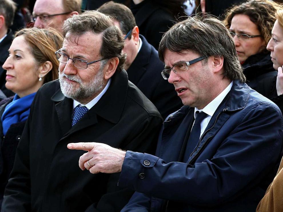 Rajoy Puigdemont en una foto de archivo.
