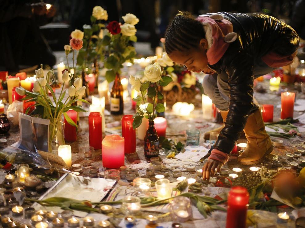 Los homenajes a las víctimas se suceden en Bélglica