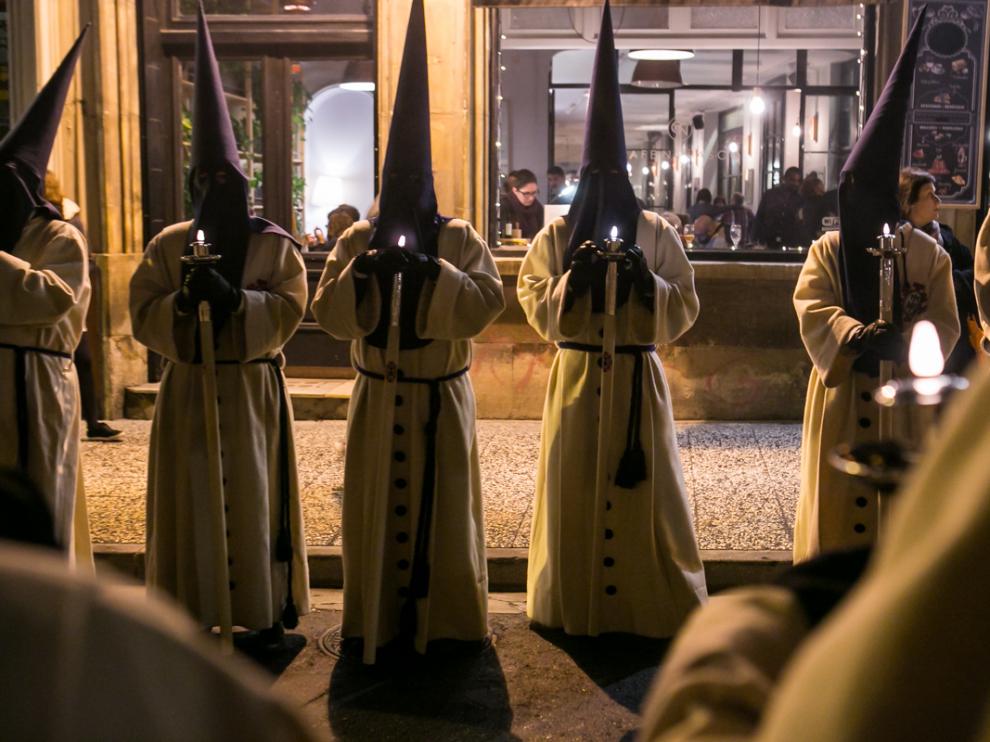 Procesión del Santo Entierro en Zaragoza.