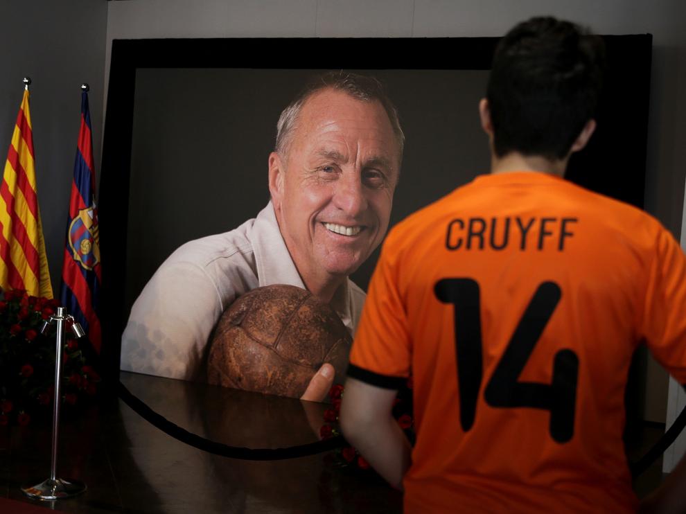 Último adios a Johan Cruyff en el Camp Nou.