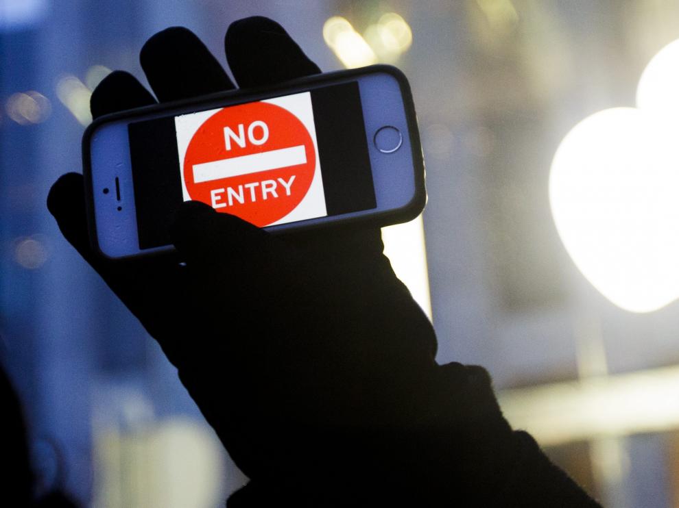Imagen captada durante una manifestación en apoyo a la política de privacidad de la compañía tecnológica.