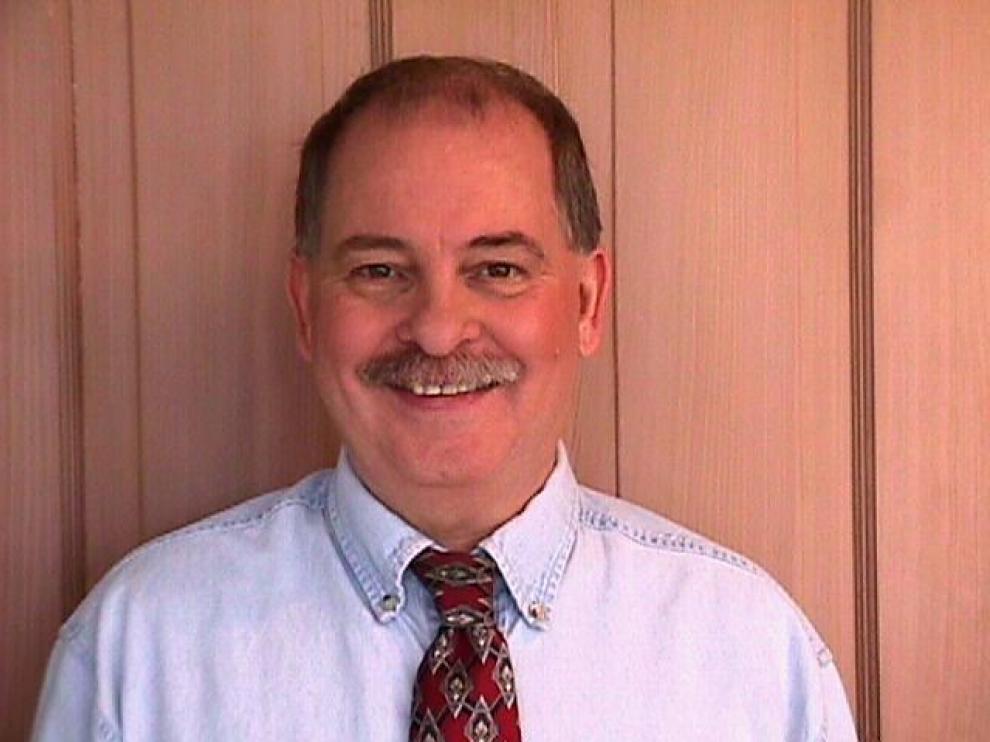 Daniel Whitmire, profesor retirado de Astrofísica de la Universidad de Luisiana en Lafayette, ha publicado el hallazgo sobre el Planeta X.