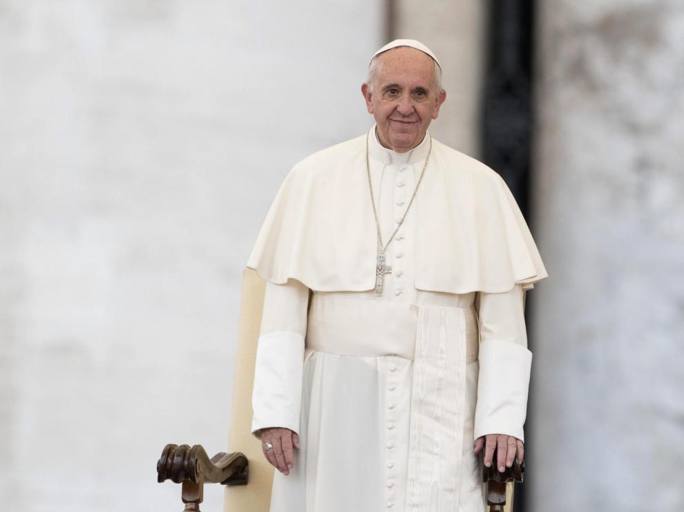 El papa Francisco visitará la isla de Lesbos el 16 de abril
