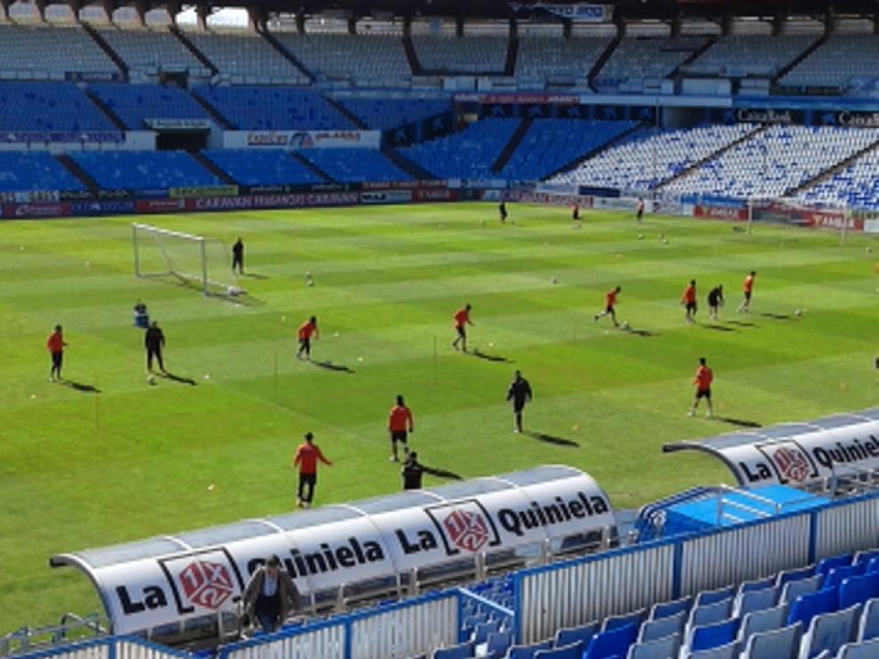 El Real Zaragoza ha entrenado este sábado en La Romareda.