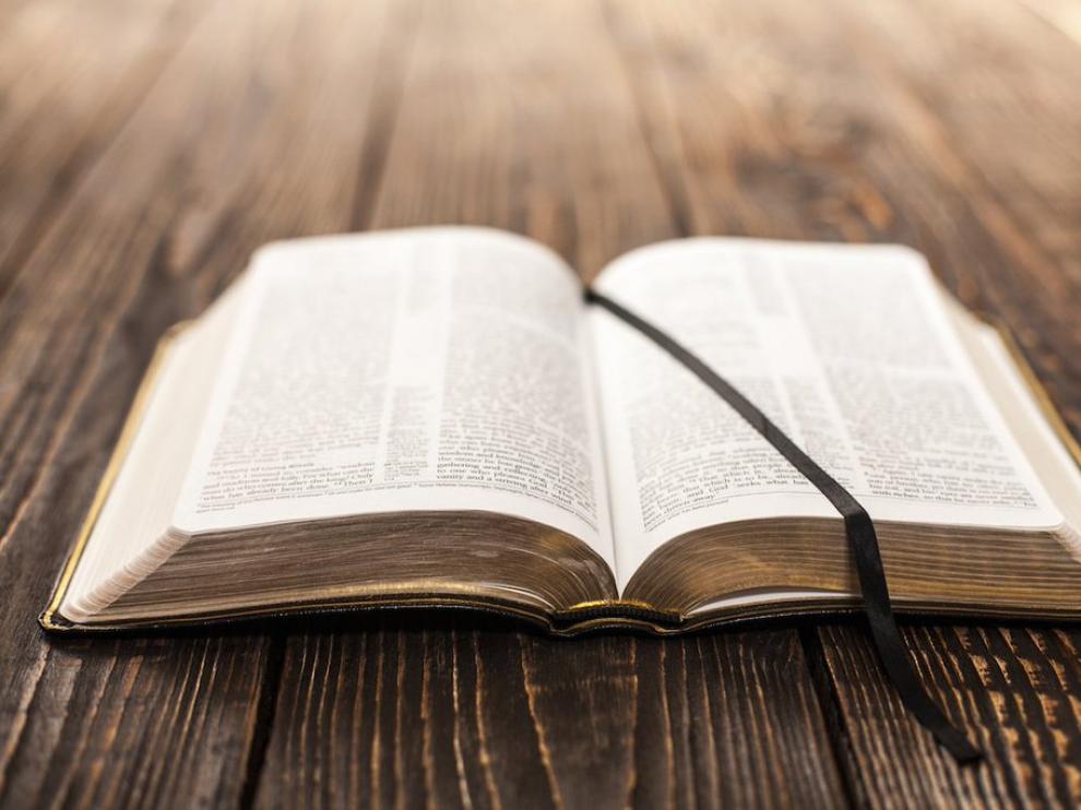 La Biblia.