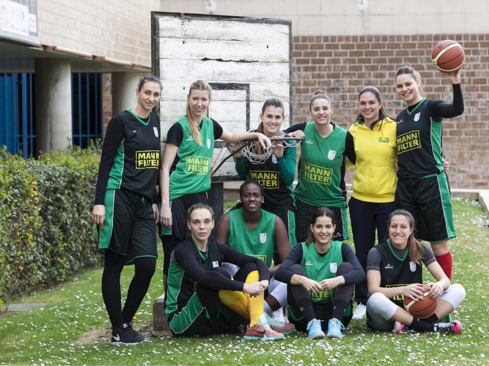 La primera plantilla del Mann Filter Stadium Casablanca, durante un entrenamiento previo al pasado 'play off' por el título.