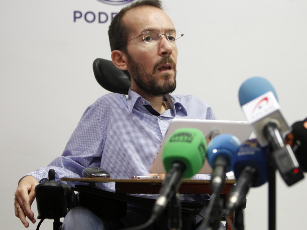 Echenique durante la rueda de prensa ofrecida en Galicia.