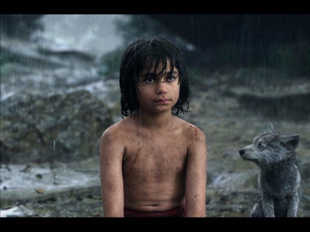 Escena de la nueva adaptación cinematográfica de "El libro de la selva".