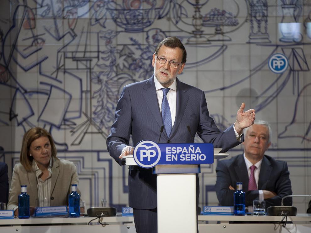 Mariano Rajoy propone a Pedro Sánchez que acepte su oferta de un gobierno de mayoría "moderada".