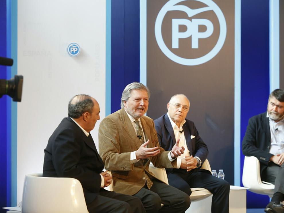 El ministro Méndez de Vigo, durante su intervención en el acto del PP en Zaragoza.
