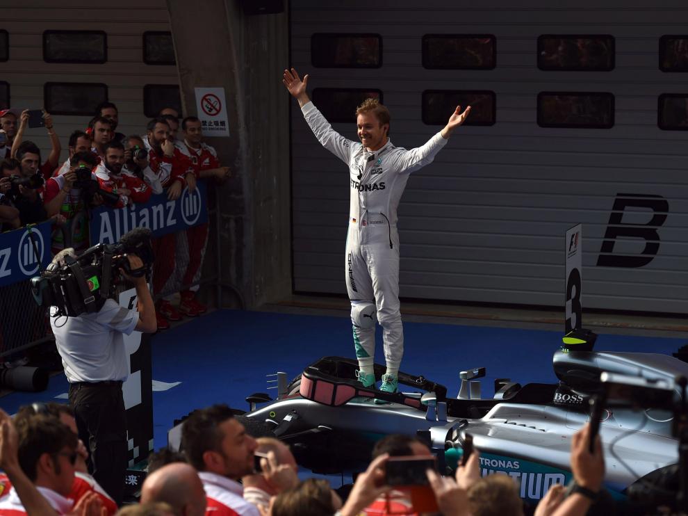 Rosberg celebra su victoria en el GP de China.