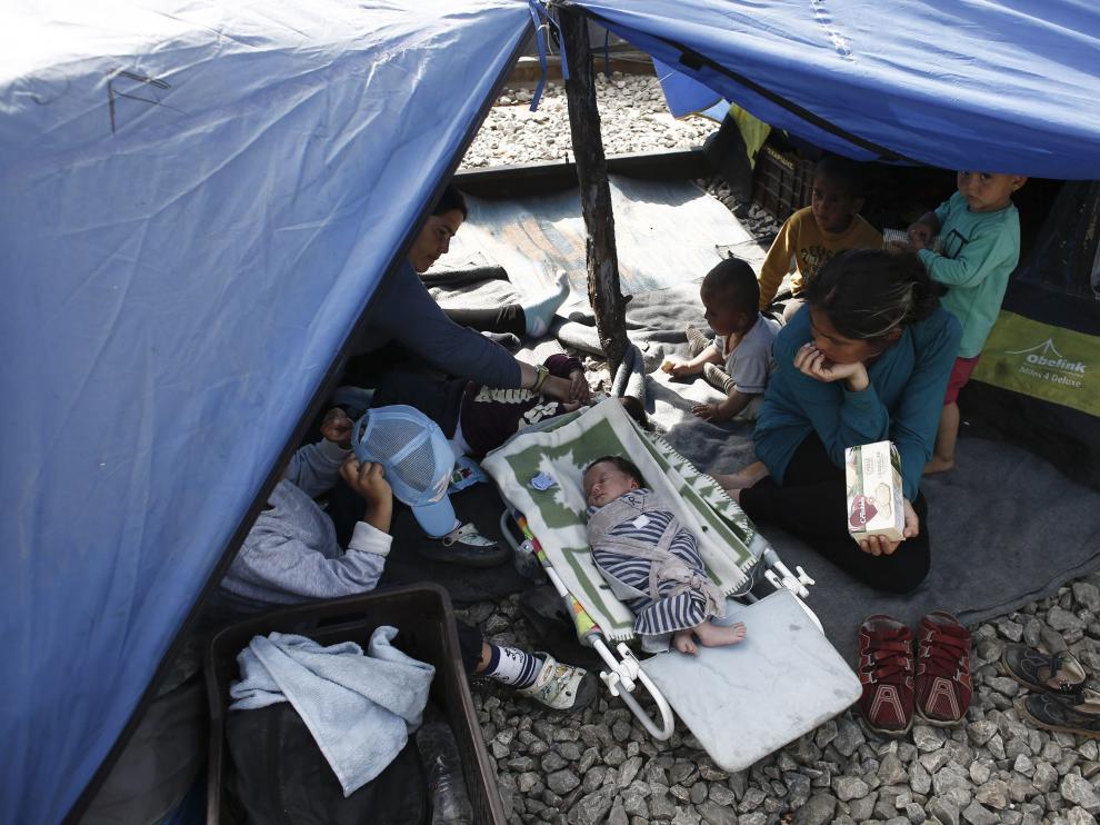 Situación de unos refugiados en Idomeni