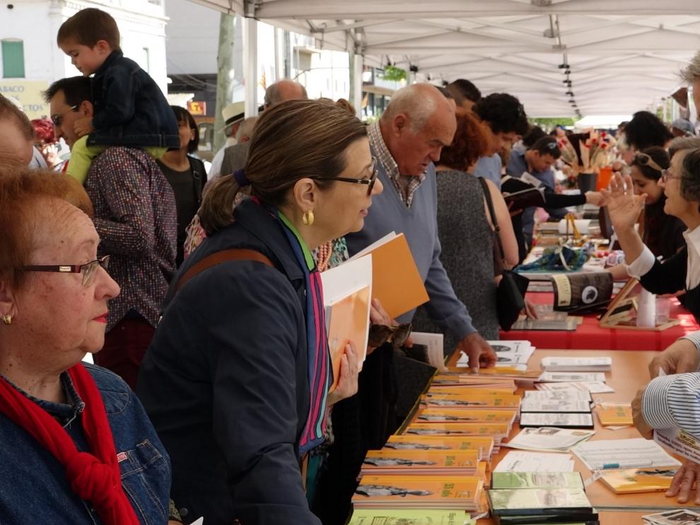 Mucha animación en la feria instalada en los jardines Juan Carlos I.