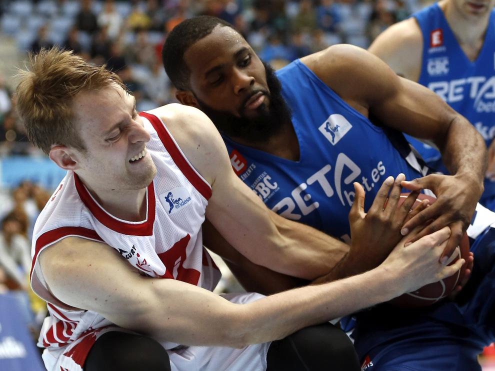 Victoria del CAI Zaragoza ante el Gipuzcoa Basket