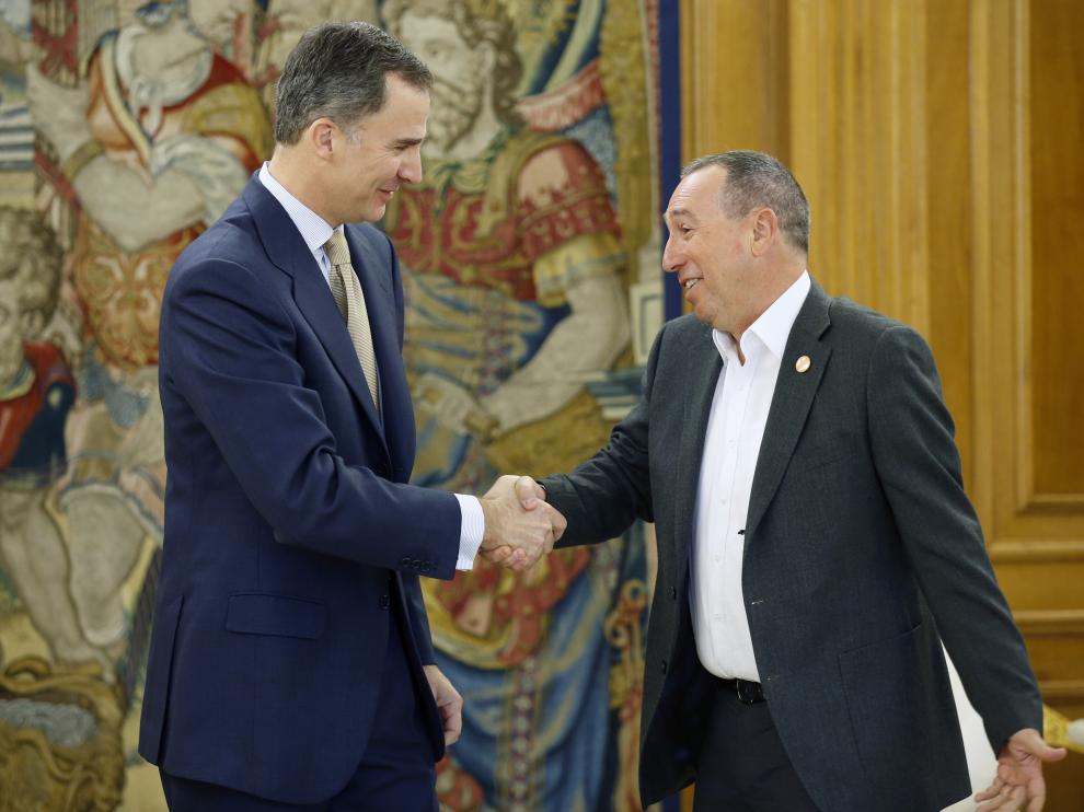 El rey Felipe VI ha recibido hoy en el Palacio de la Zarzuela al portavoz de Compromís, Joan Baldoví,