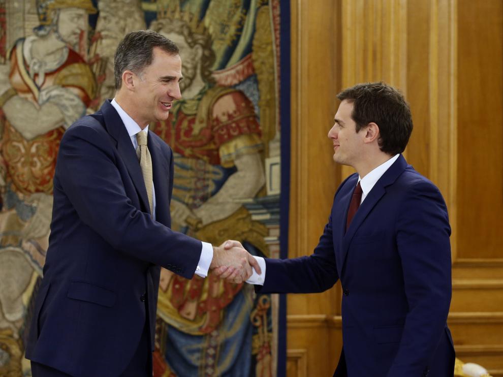 Albert Rivera durante la reunión con Felipe VI.