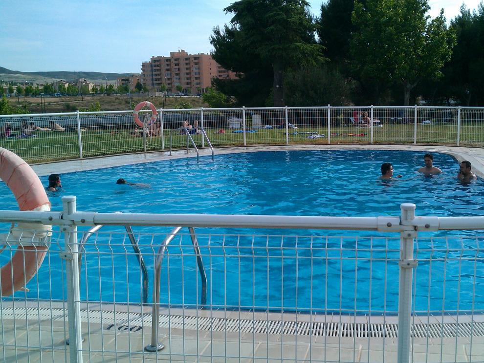 Piscinas de adultos del camping.