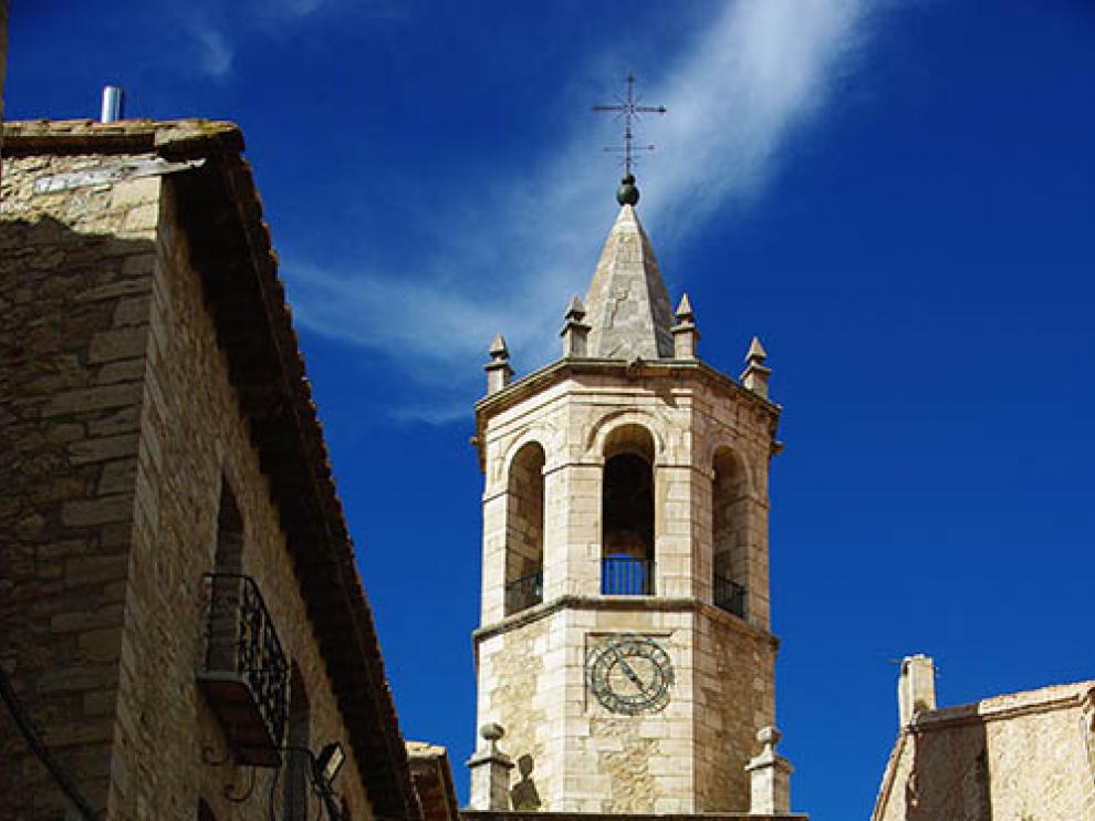 Torre de la iglesia de Cantavieja.