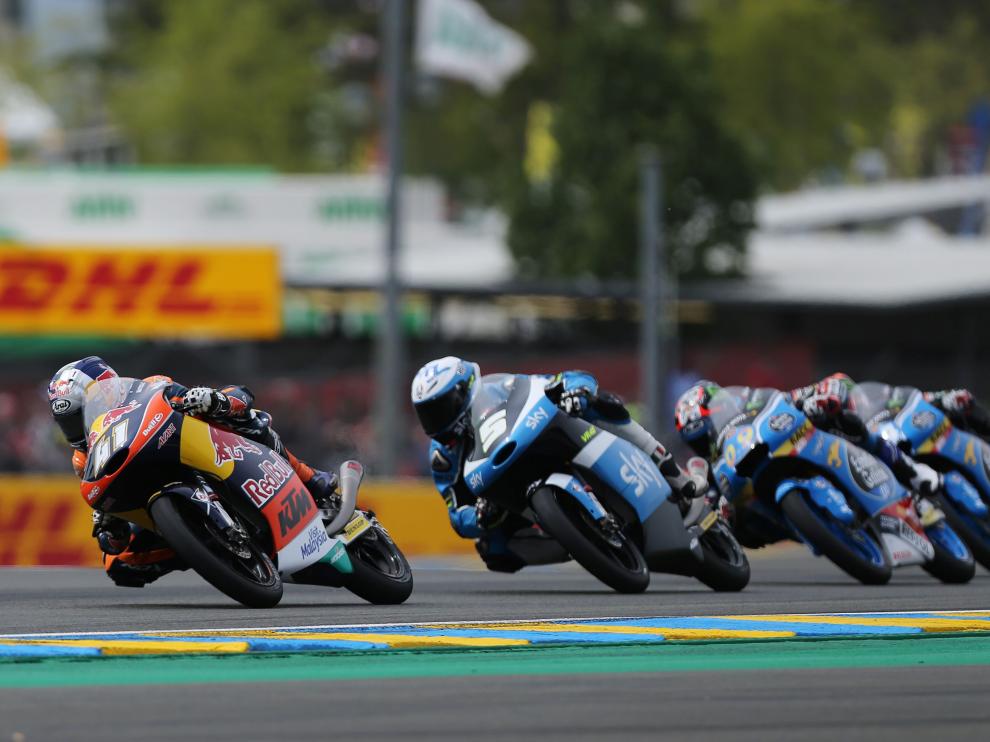 Binder, seguido de Fenati y Navarro en el gran premio de Le Mans.