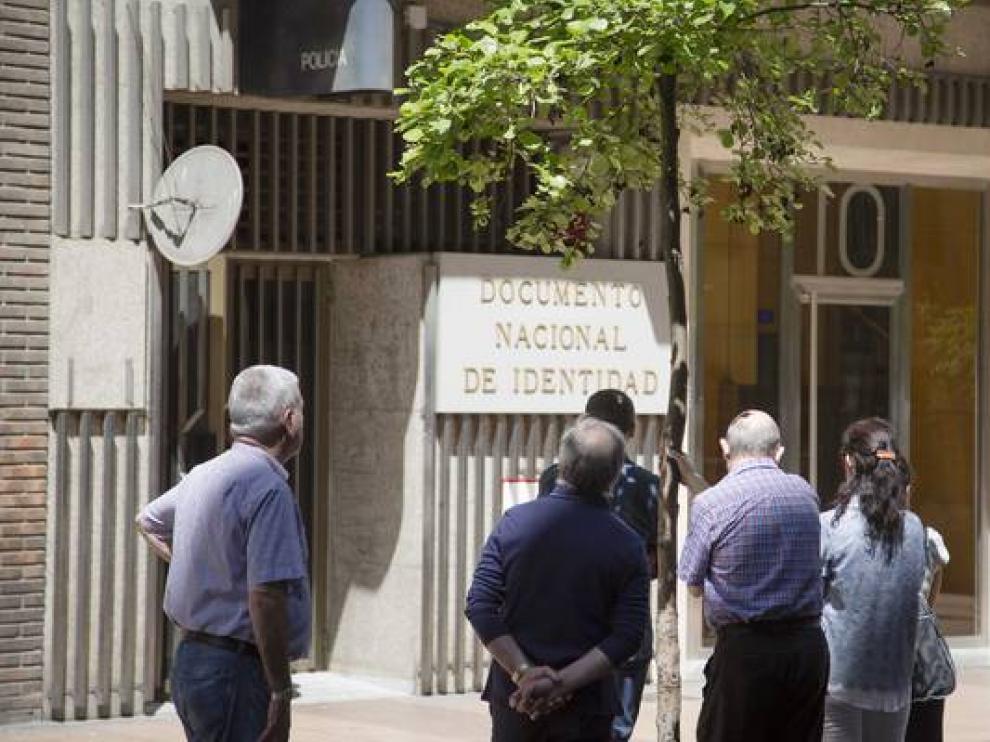 La primera cita disponible en el paseo de Teruel es para el 10 de junio