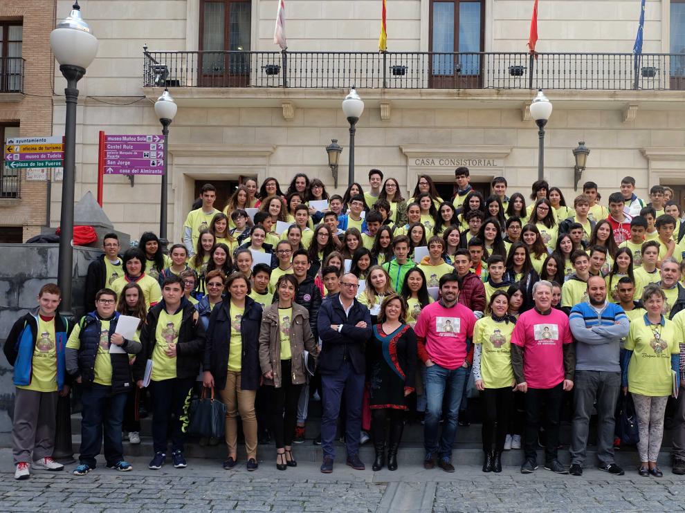 Alumnos, profesores y responsables participantes en el programa de intercambio sobre patrimonio sefardí.
