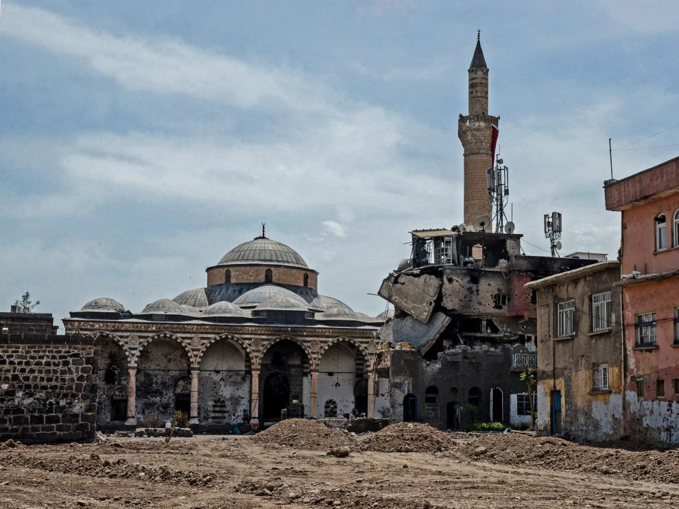 Distrito histórico de Diyarbakir en el que se han venido produciendo ataques entre las fuerzas del orden y jóvenes simpatizantes kurdos.