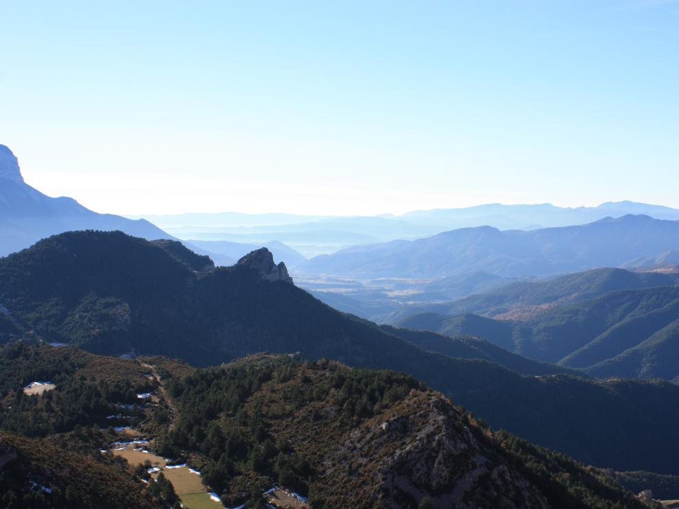 Vistas del Sobrarbe desde el yacimiento de Coro Trasito.