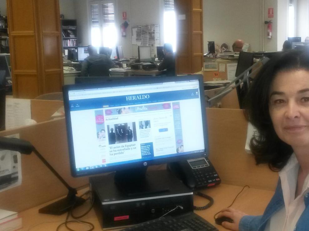Olga Lázaro, en la redacción de Heraldo.es.