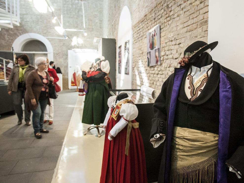 Exposición de indumentaria aragonesa.