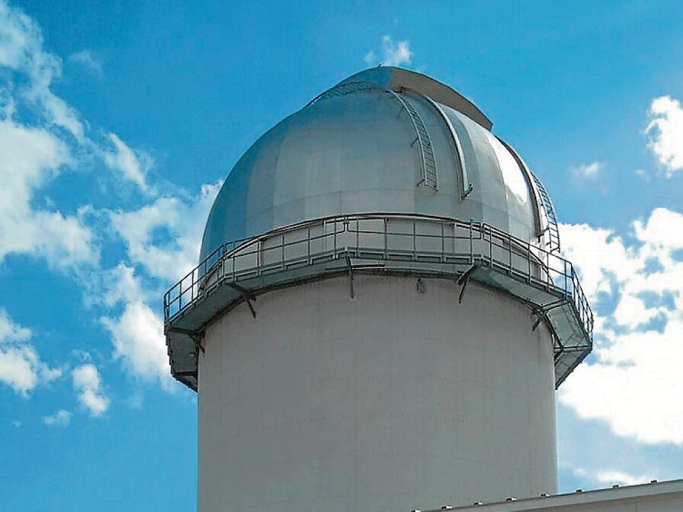 El traslado del nuevo equipamiento del Observatorio Astrofísico de Javalambre no estuvo exento de complejidad debido a los sinuosos accesos que comunican con las instalaciones científicas.